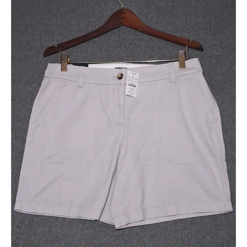 J Crew Factory Women's Classic 7" Chino Shorts Light Tan Size 8 SPRING 2024